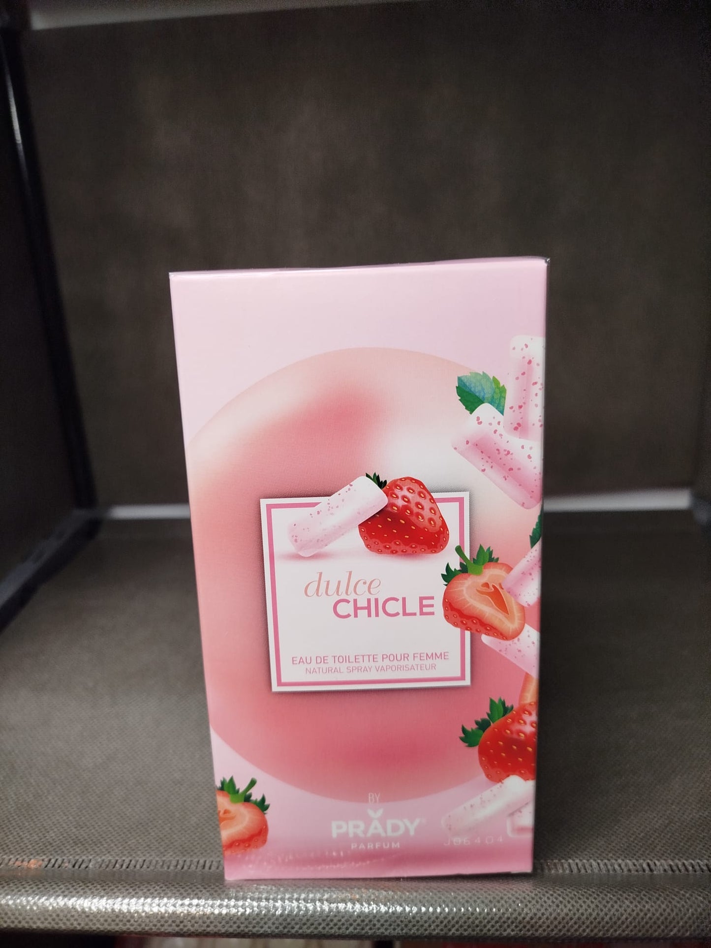 Perfume olor a chicle de fresa